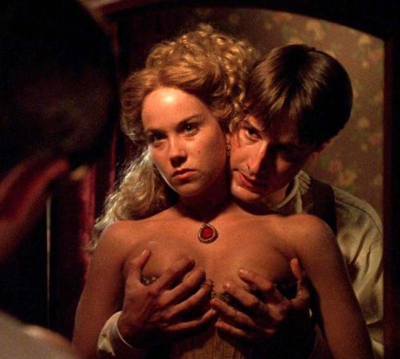 Christina Applegate Sexy Collection (57 Photos + Videos)