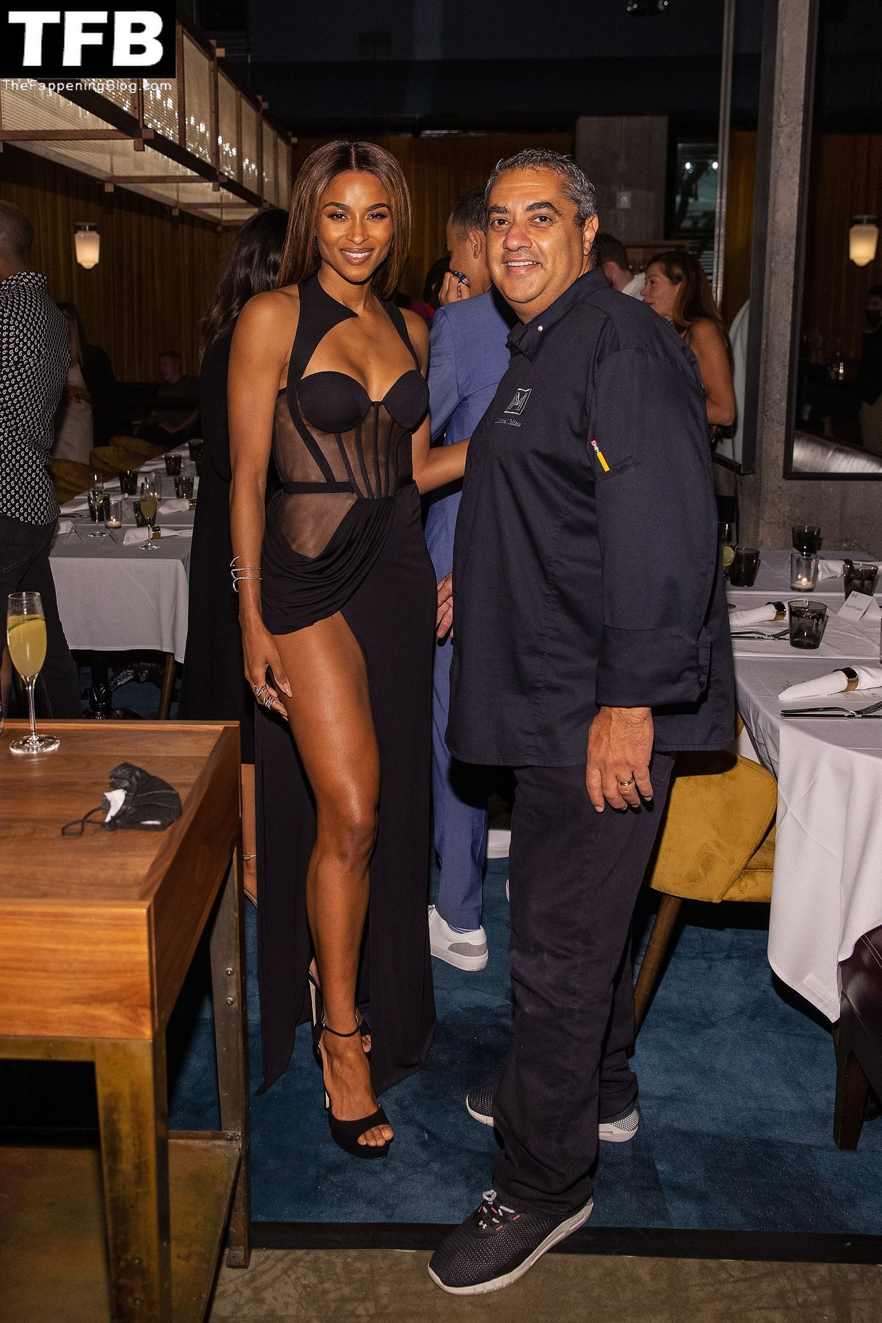 Ciara Flaunts Her Sexy Legs  Tits at a Party (16 Photos)