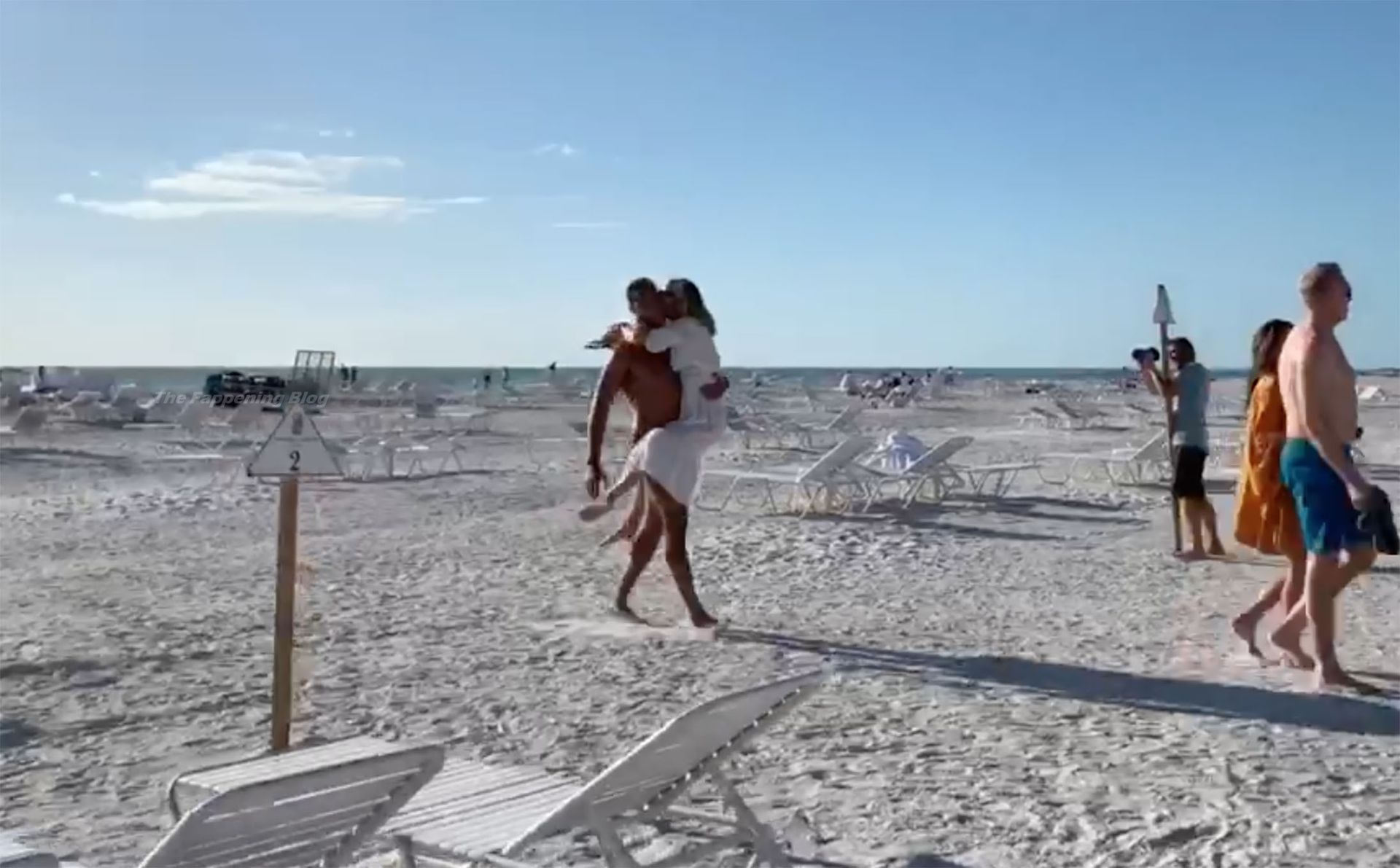 Clare Crawley  Dale Moss Enjoy a Flirty Beach Day in Florida (21 Photos)