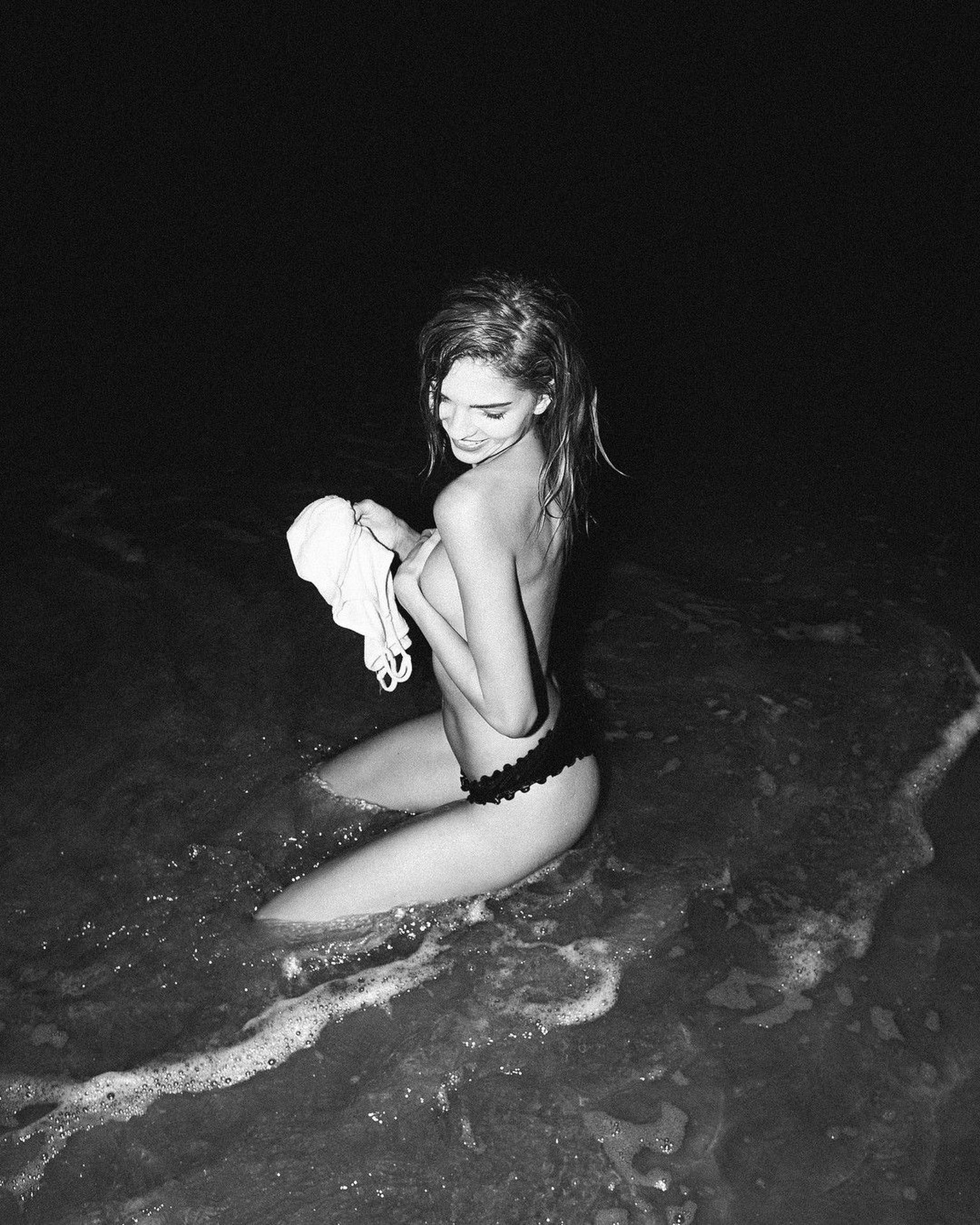Colleen Cole Nude  Sexy (15 Photos)