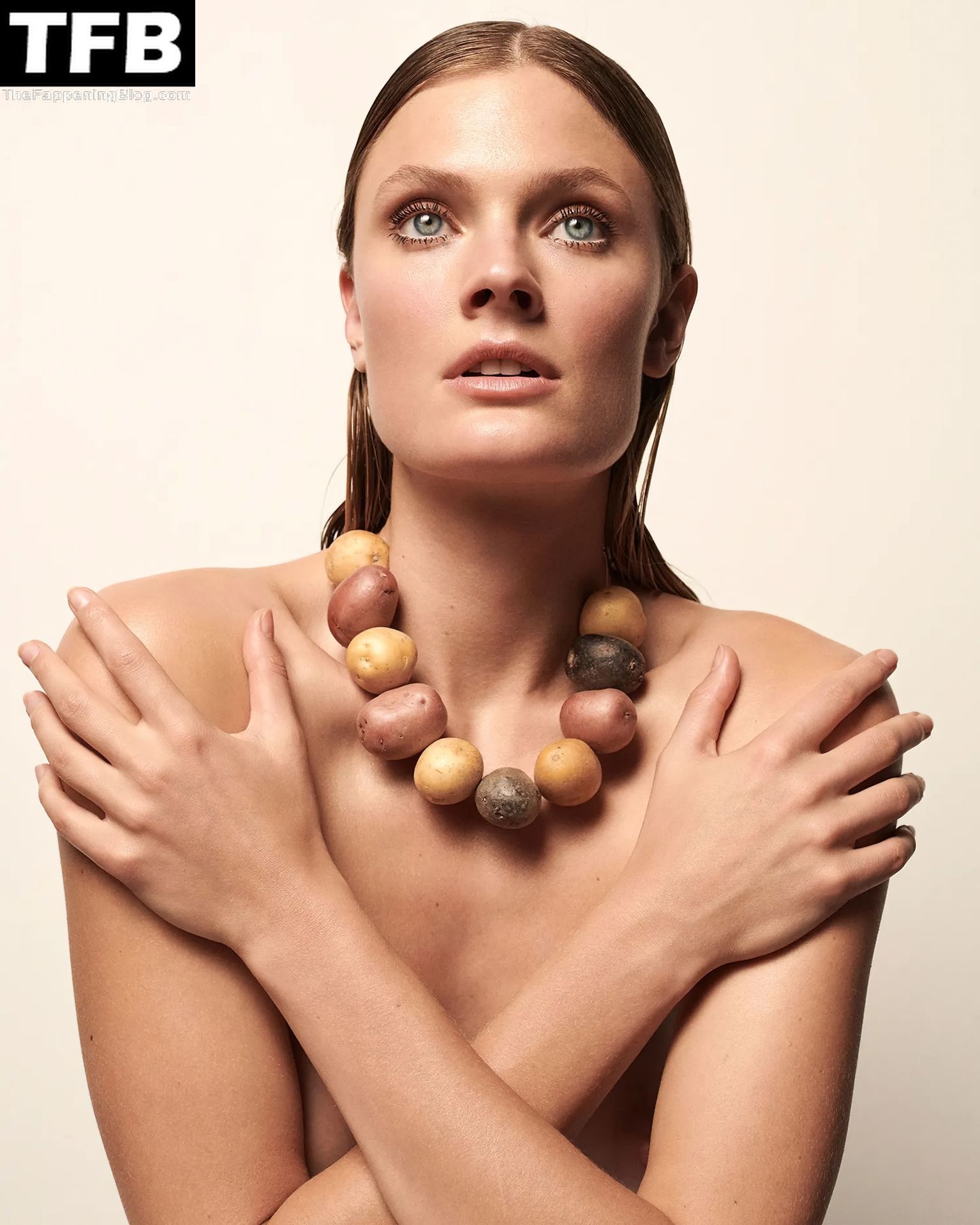 Constance Jablonski Nude - Unconditional Magazine (12 Enhanced Photos)