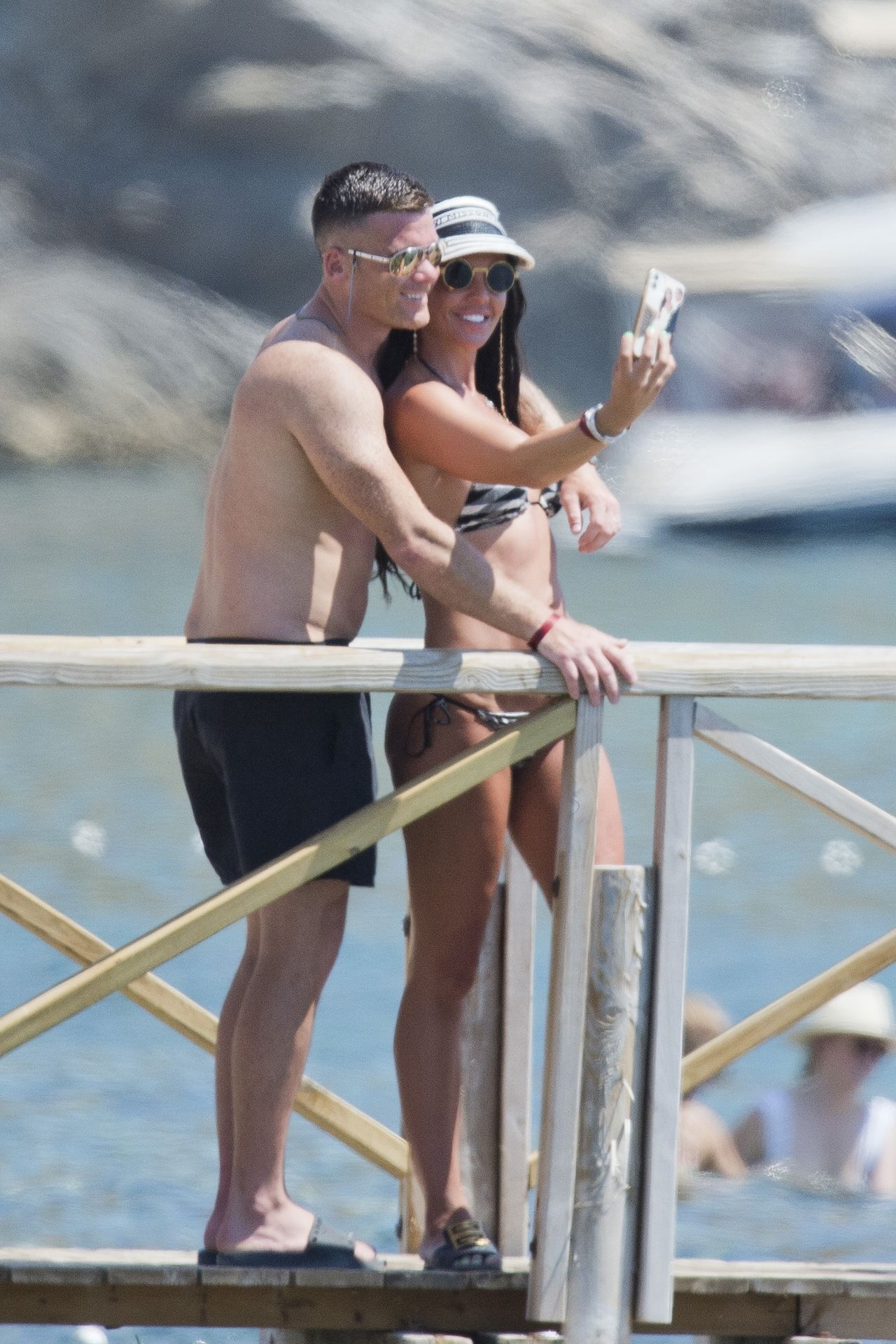Danielle Lloyd Parties with
Her Husband Michael and Friends in Ibiza (129 Photos)