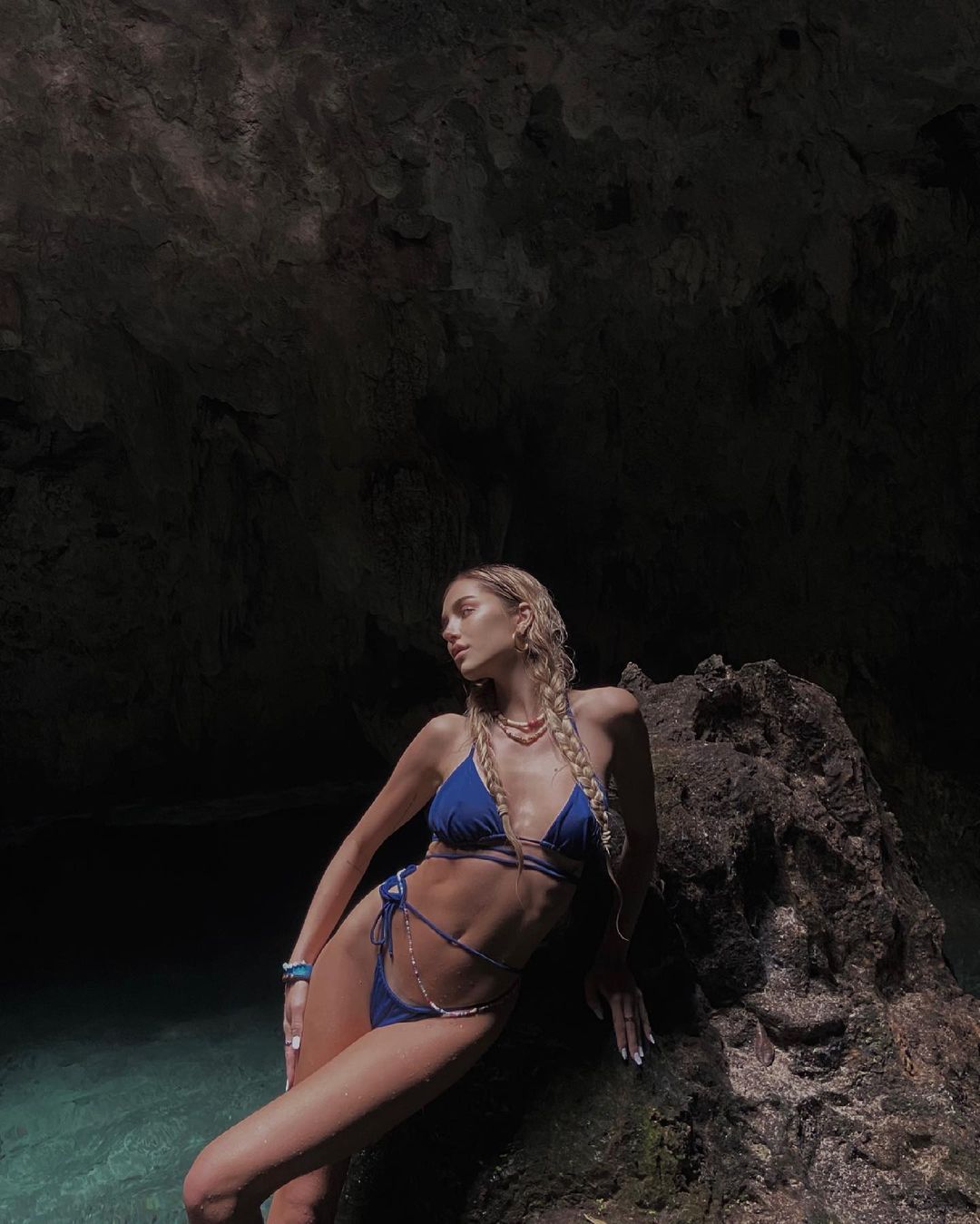 Delilah Hamlin Looks Stunning in a Skimpy Blue Bikini (59 Photos)
