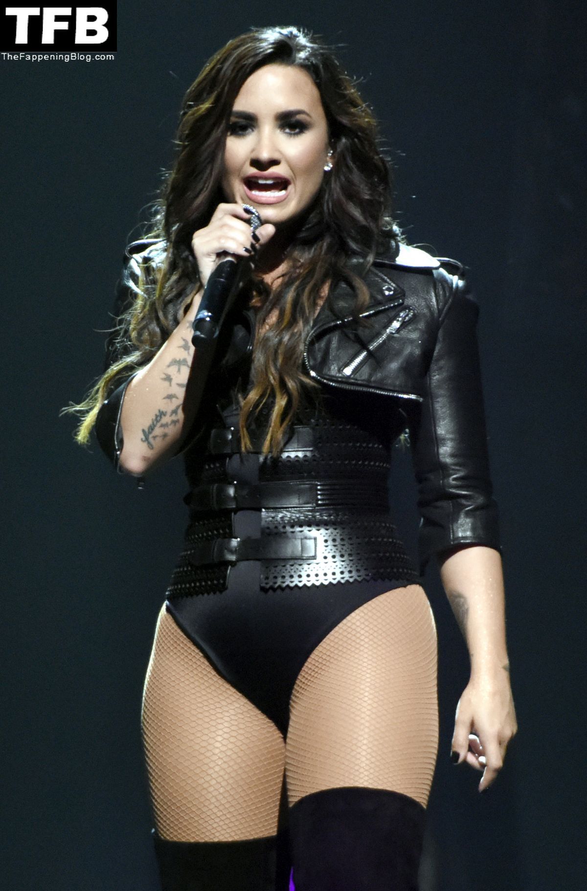 Demi Lovato Performs at Honda Civic Your in San Jose (29 Photos + Video)