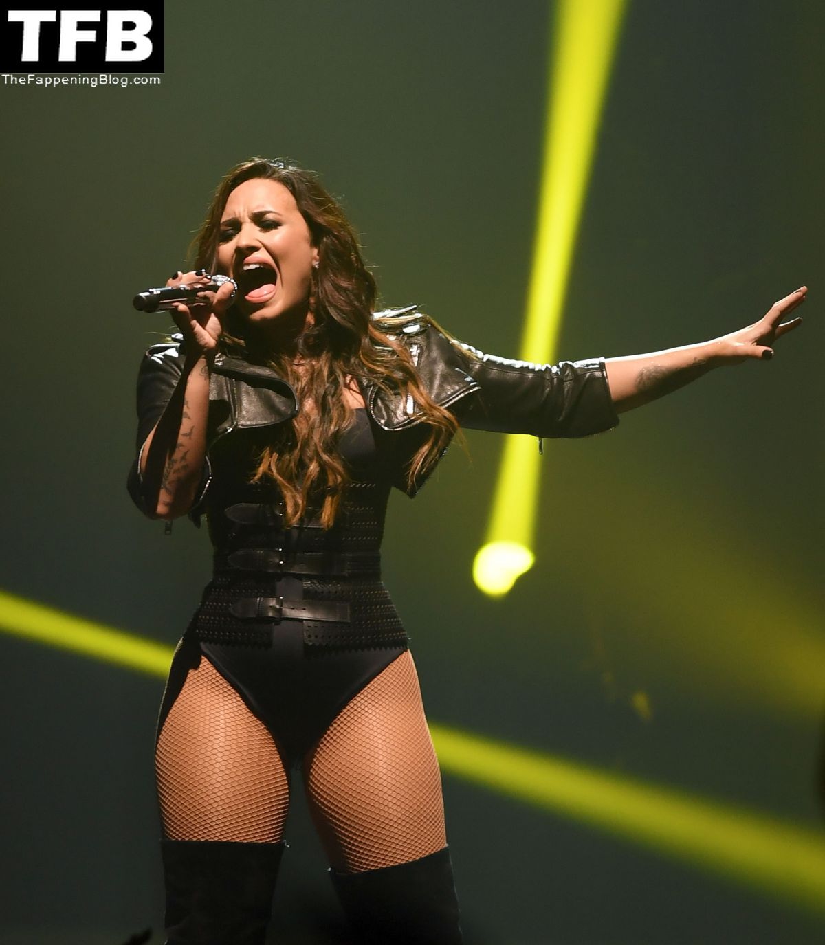 Demi Lovato Performs at Honda Civic Your in San Jose (29 Photos + Video)