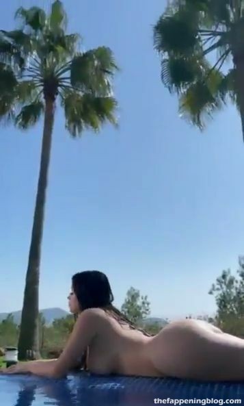 Demi Rose Mawby Shows Off Her Huge Nude Butt in the Pool (8 Pics + Video)