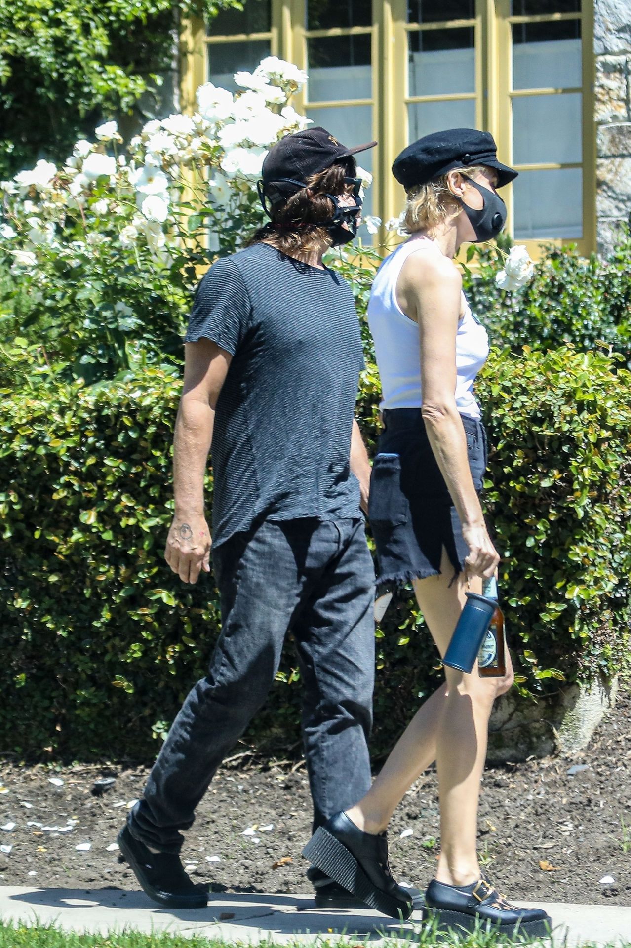 Diane Kruger  Norman Reedus Attend a House Party During the COVID-19 Outbreak (27 Photos)