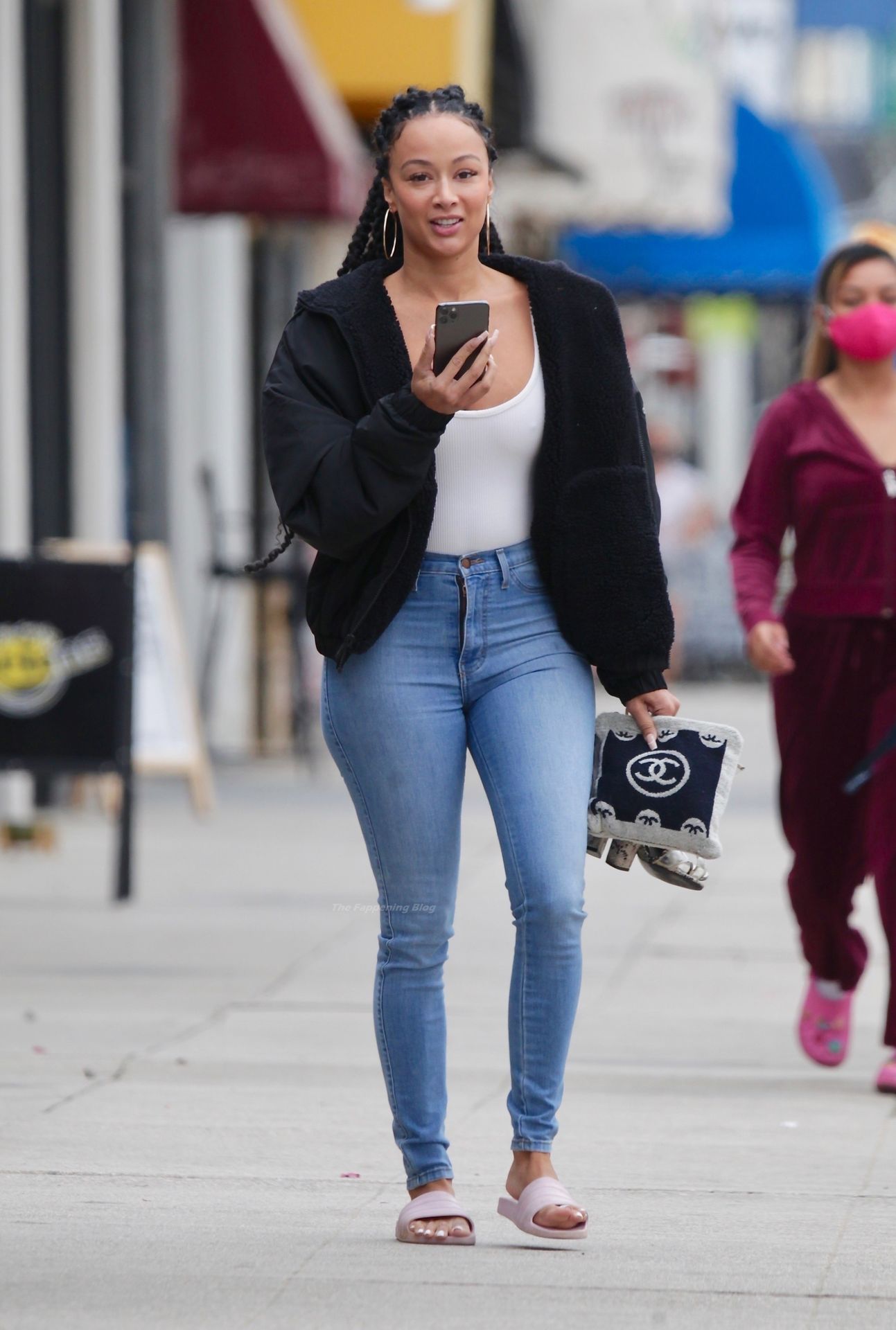 Draya Michele is All Smiles Leaving a Nail Salon in Studio City (16 Photos)
