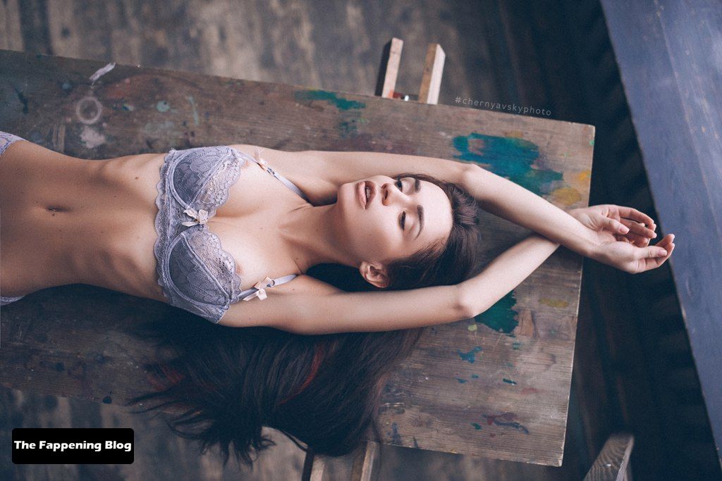 Ekaterina Zueva Nude  Sexy Collection (93 Photos)