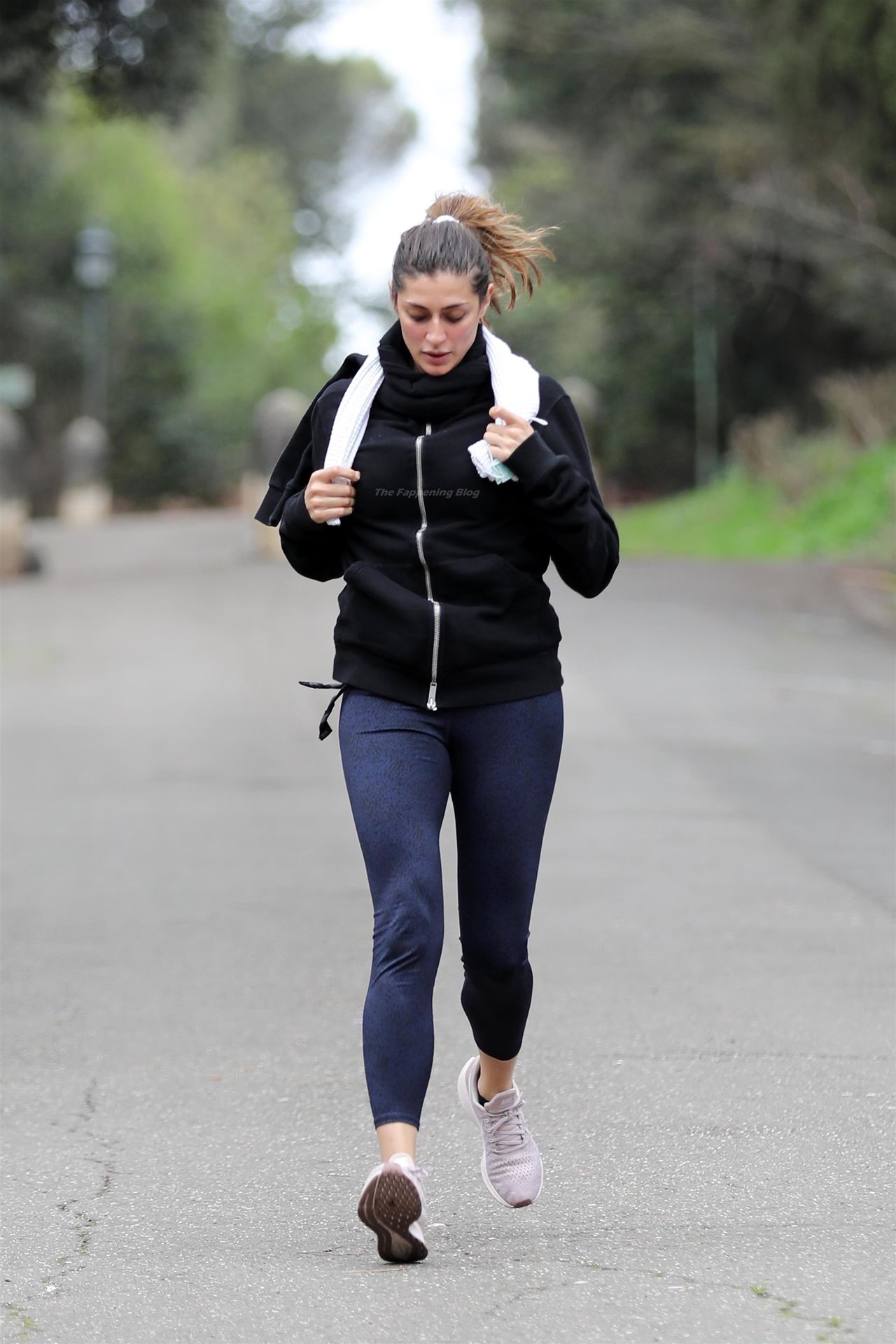 Elisa Isoardi Works Out in a Park in Rome (22 Photos)