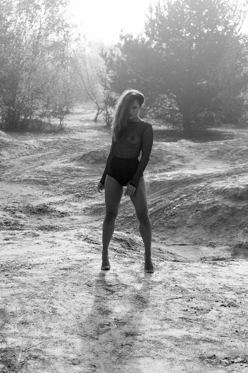 Eliya Aceta Nude  Sexy (9 Photos)