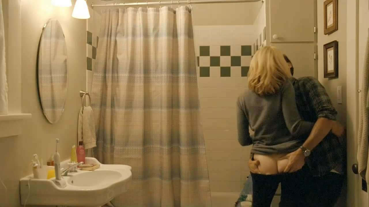Elizabeth Banks Nude  Sexy - Part 1 (150 Photos + Topless Sex Video Scenes)