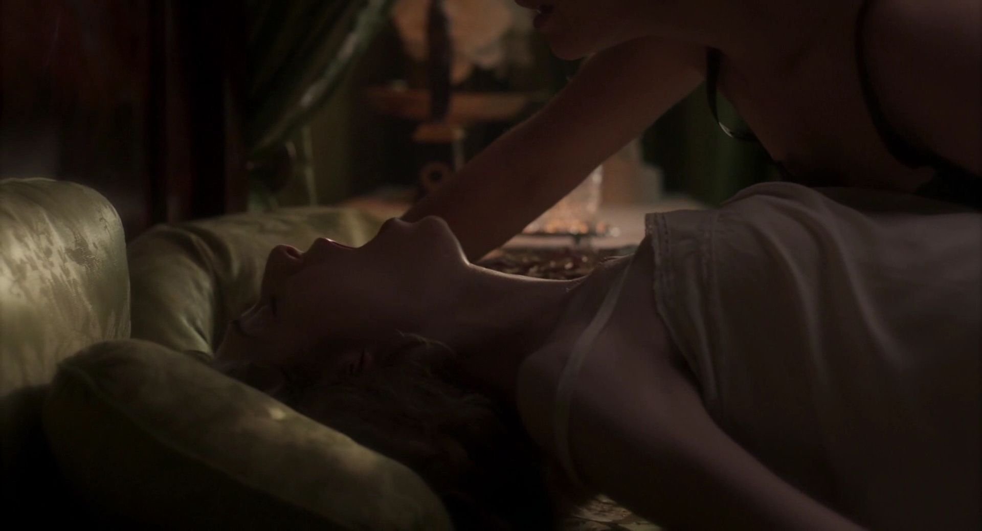 Gemma Arterton, Elizabeth Debicki Nude - Vita  Virginia (20 Pics + GIFs  Video)