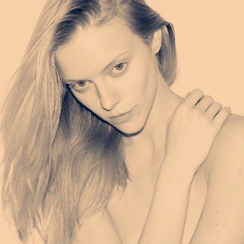 Elle Evans Nude  Sexy (131 Photos)