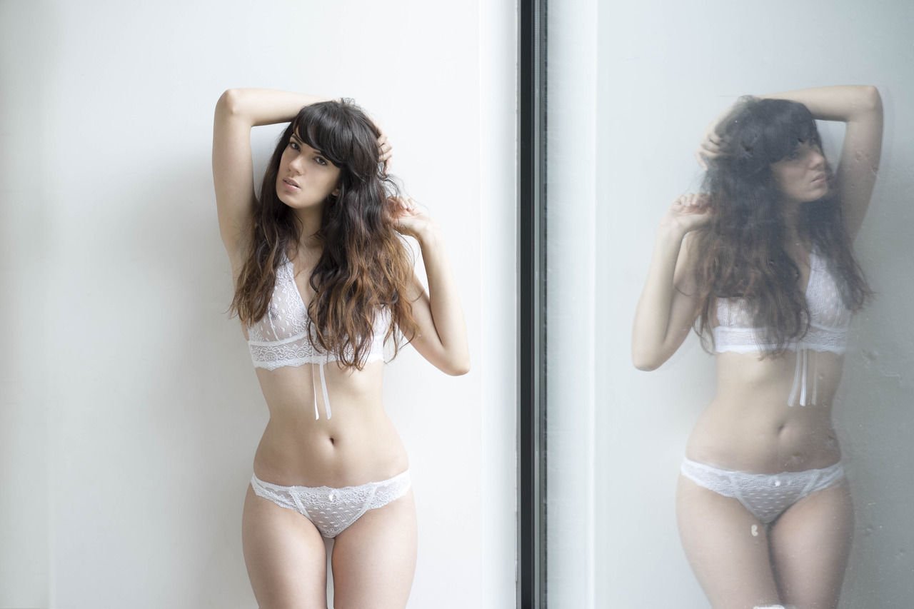 Elodie Hernandez Nude  Sexy (54 Photos)