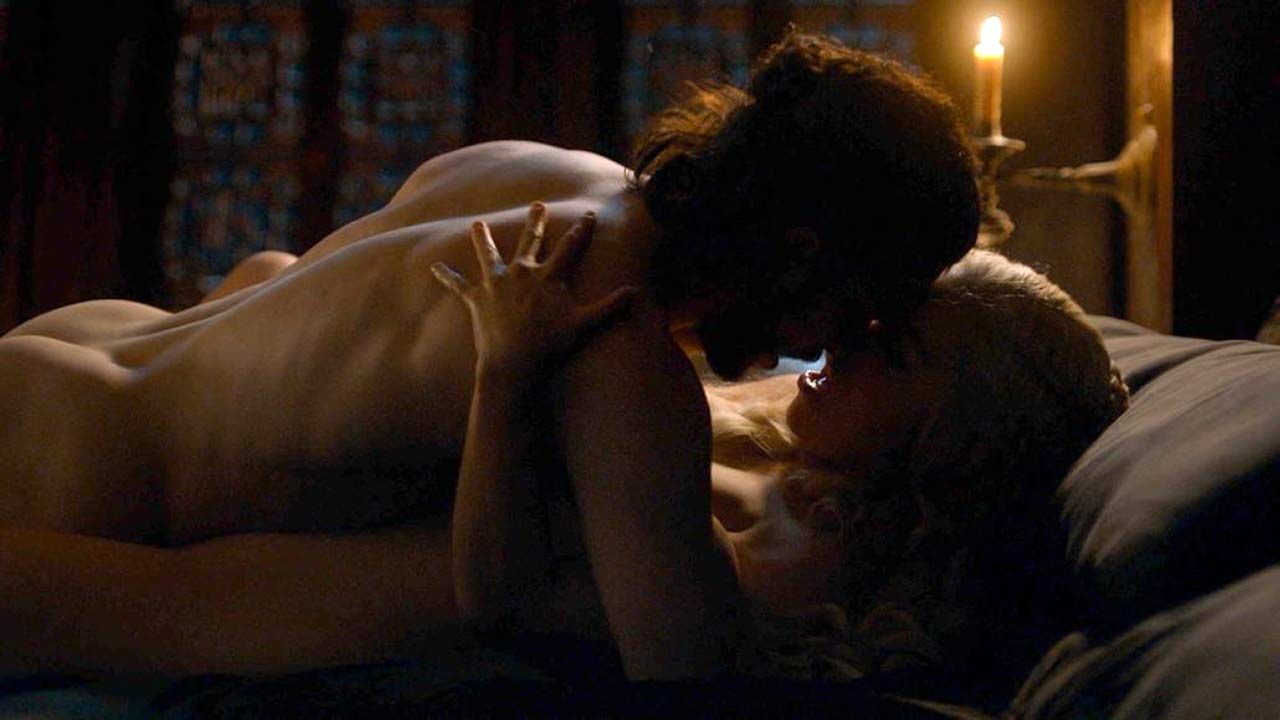 Emilia Clarke Nude  Sexy - Part 1 (240 Photos, Possible Porn Video and Sex Scenes)