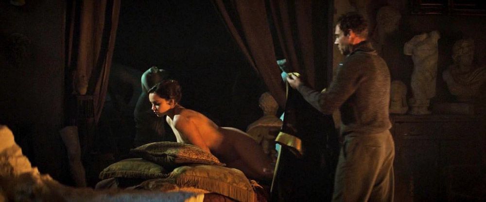 Emilia Clarke Nude  Sexy
 - Part 1 (240 Photos, Possible Porn Video and Sex Scenes)
