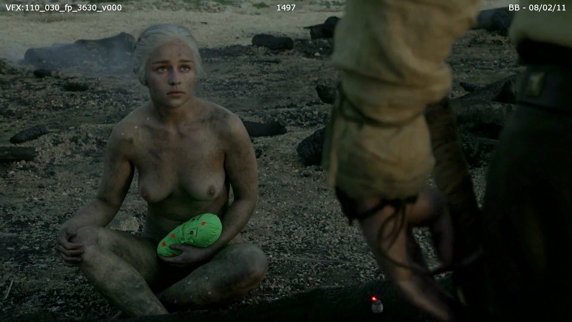 Emilia Clarke Nude (2 Pics + Gif)