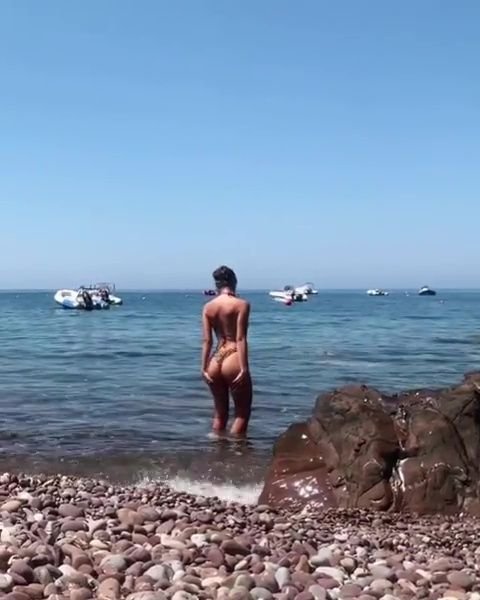 Emily Ratajkowski Nude  Sexy (68 Photos + Videos)