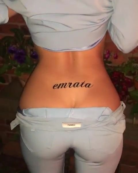Emily Ratajkowski Sexy (15 Photos + GIFs  Video)