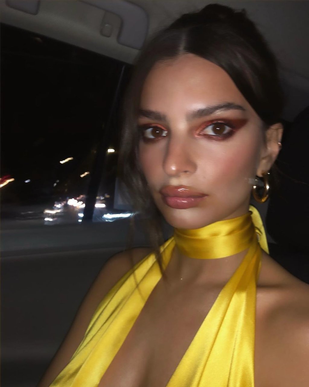 Emily Ratajkowski Sexy 31 Fotos Nackte Berühmtheit 