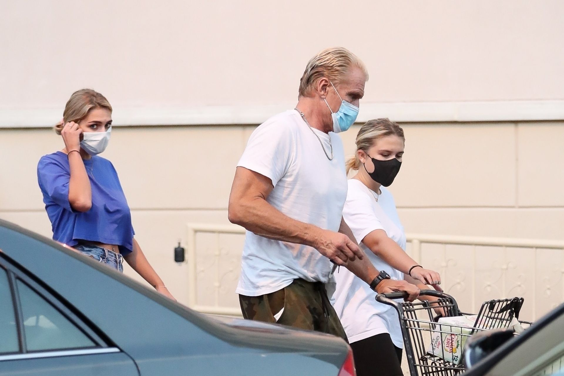 Dolph Lundgren  Emma Krokdal Pick Up Groceries at Gelson’s in West Hollywood (14 Photos)