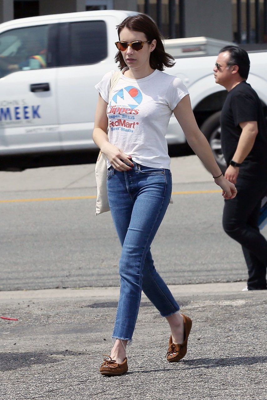 Emma Roberts Hot (22 Photos)