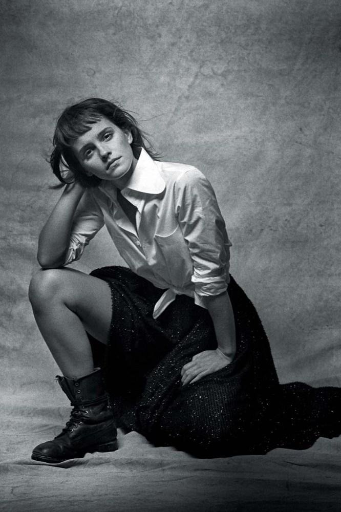 Emma Watson Sexy (17 Photos)