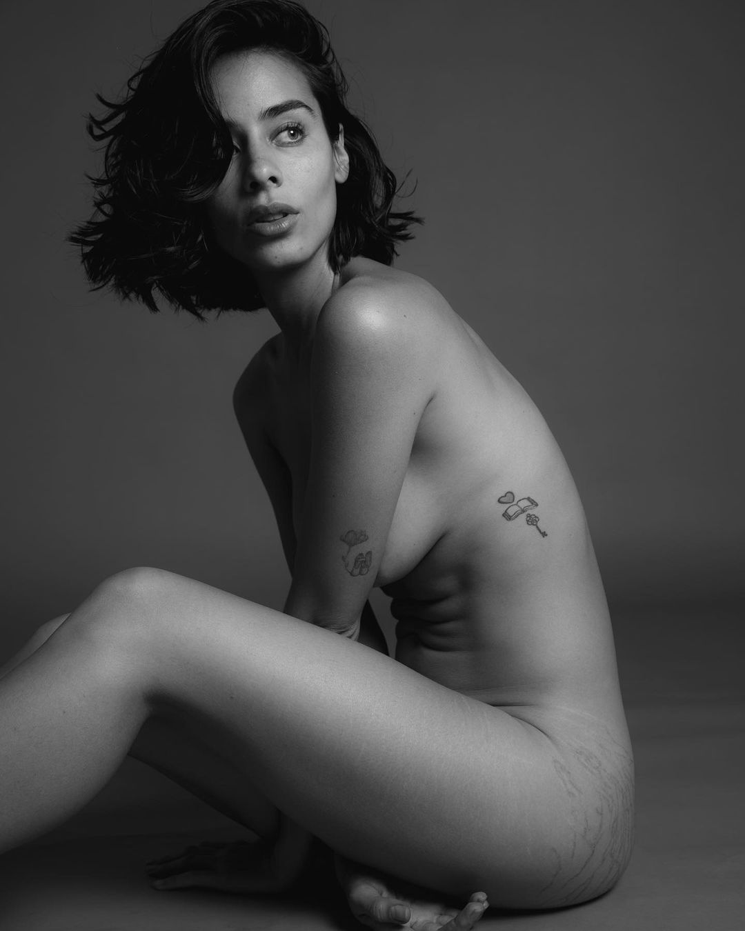 Esmeralda Pimentel Nude  Sexy Collection (25 Photos + Videos)