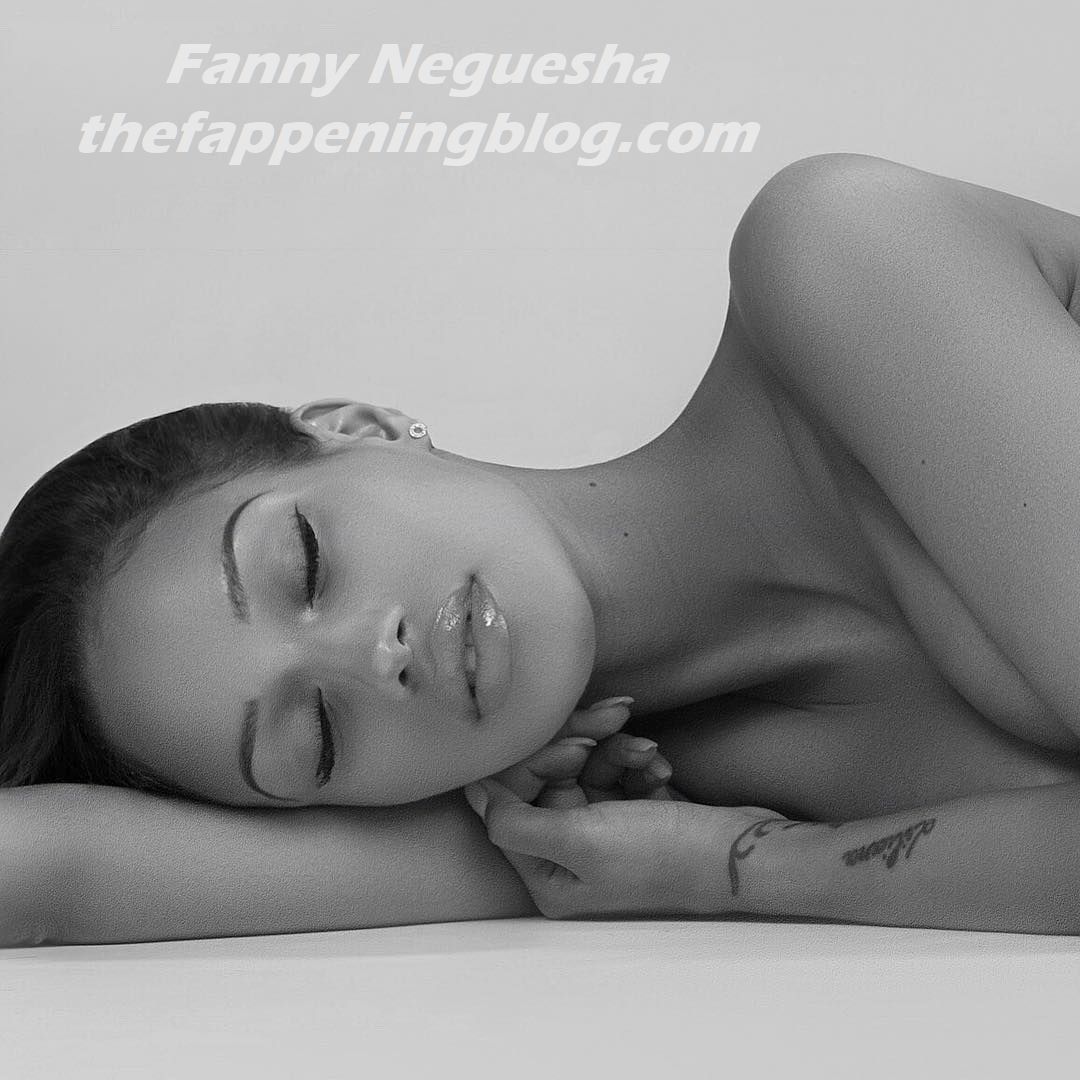 Fanny Neguesha Sexy  Topless (49 Photos) [Updated]