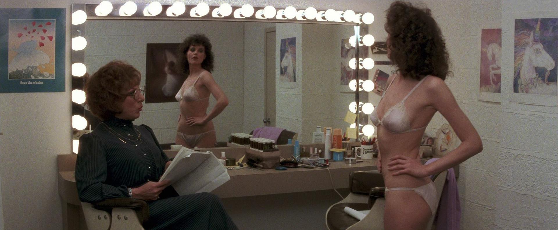 Geena Davis Nude  Sexy Collection (73 Photos + Videos)