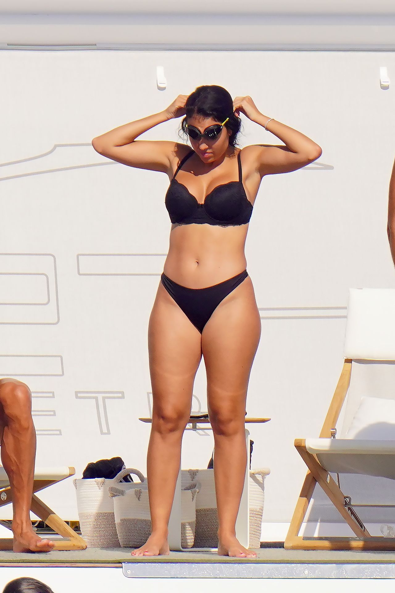 Georgina Rodriguez Shows Off Her Sexy Body on a Yacht (70 Photos)