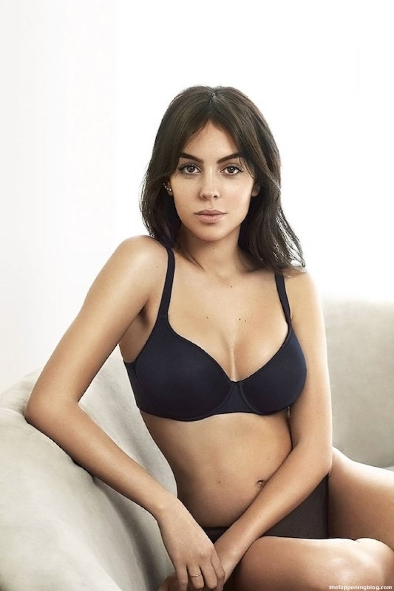 Georgina Rodriguez Topless  Sexy (47 Photos)