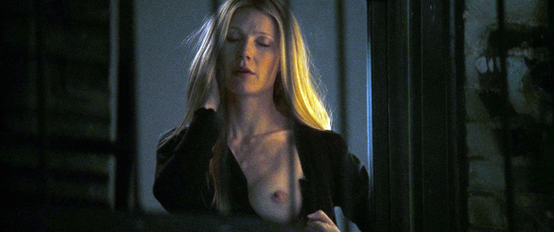 Gwyneth Paltrow Nude  Sexy Compilation (4 Pics + Video)