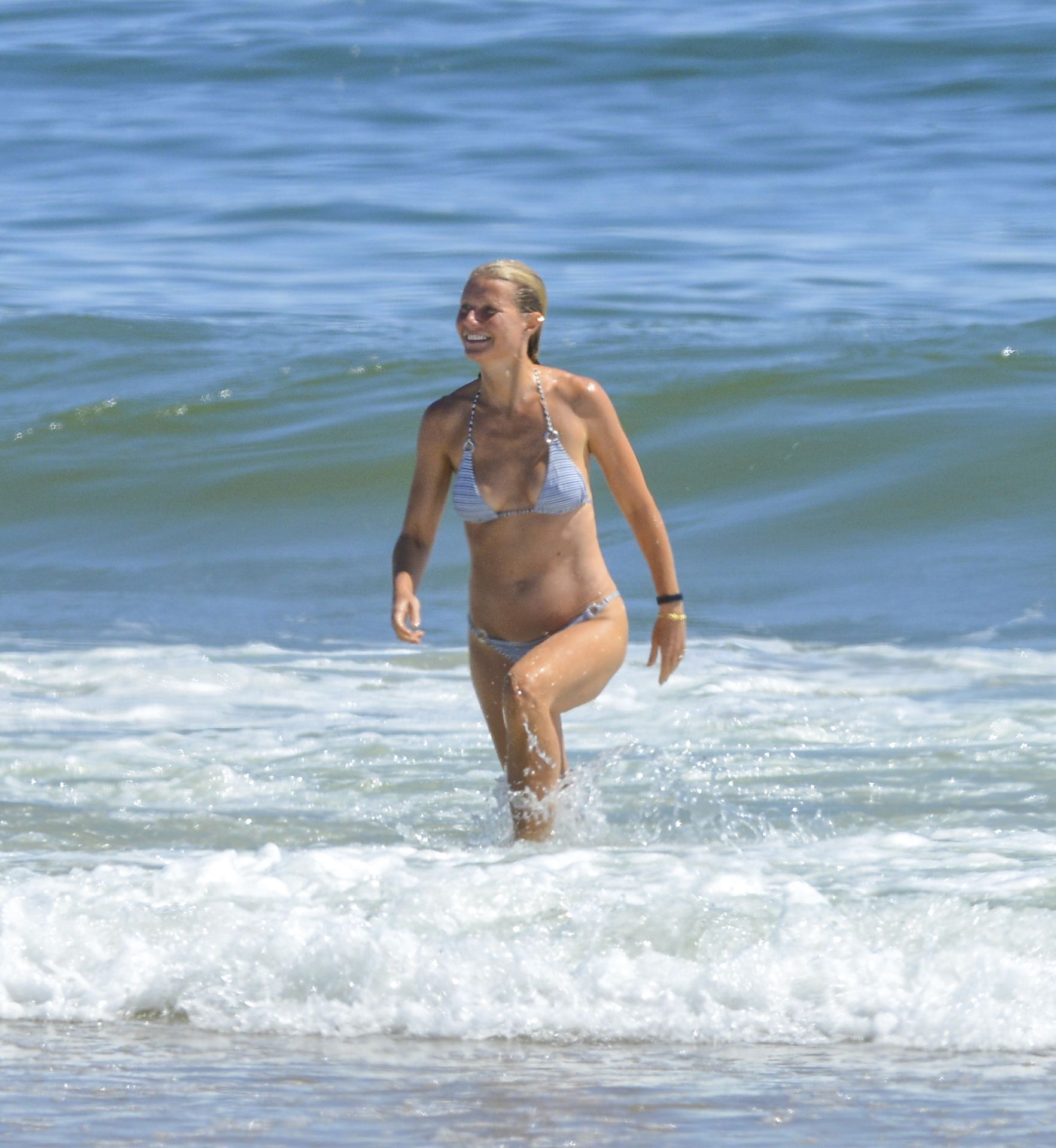 Gwyneth Paltrow Shows Off Her Toned Beach Body on the Beach in The Hamptons (95 Photos)