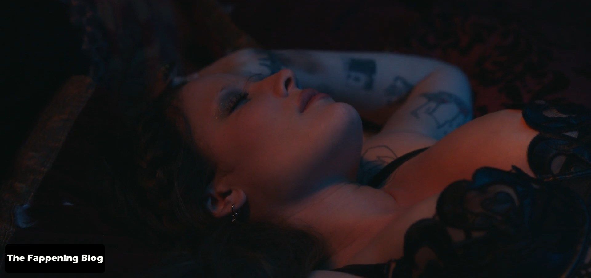 Halsey Nude - If I Can’t Have Love, I Want Power (38 Pics + Video)