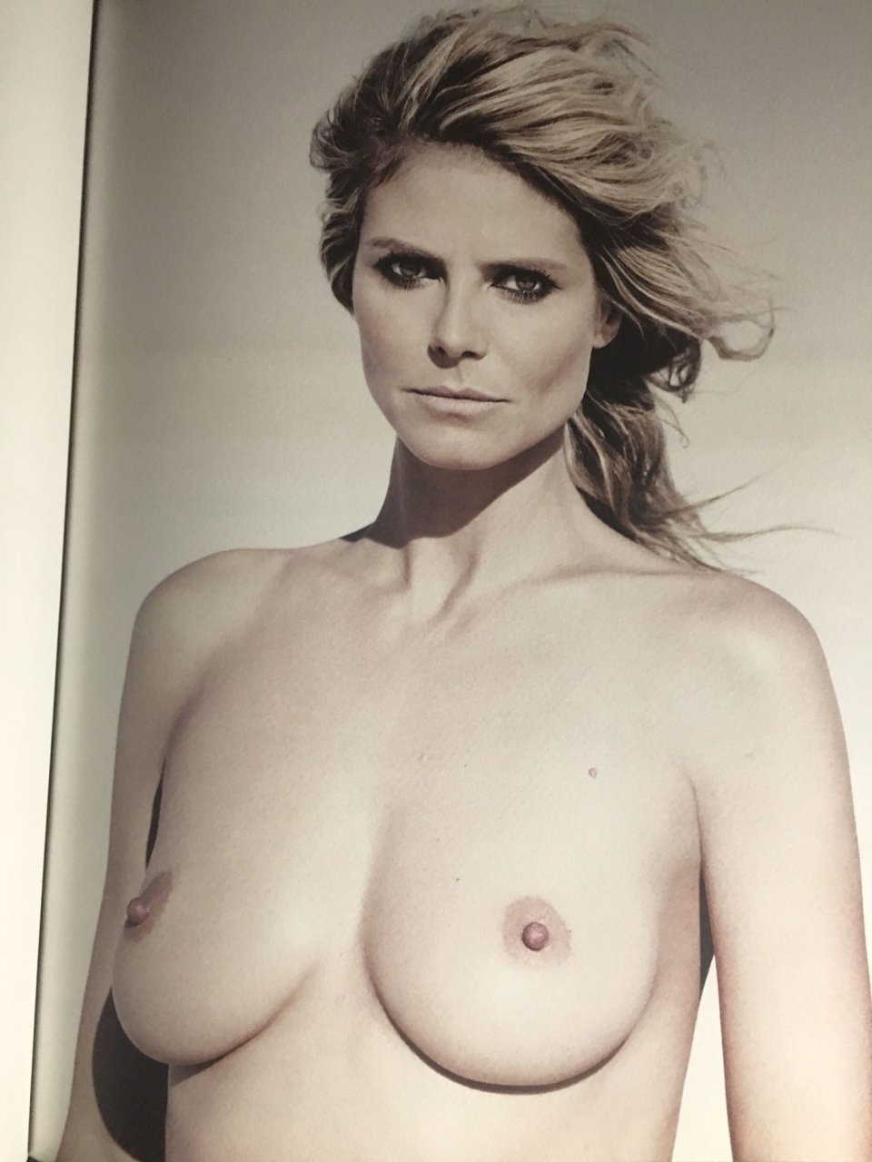 Heidi Klum Nude (17 Photos)
