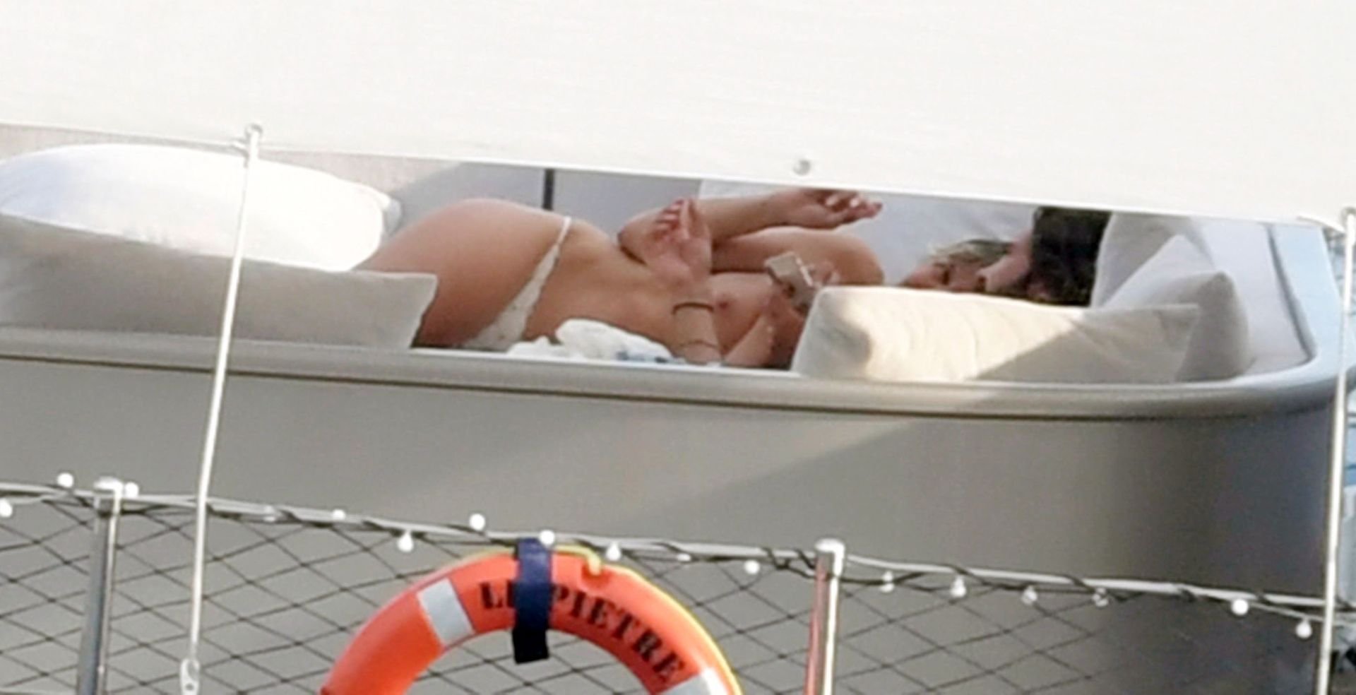 Heidi Klum Sexy  Topless (87 Photos)