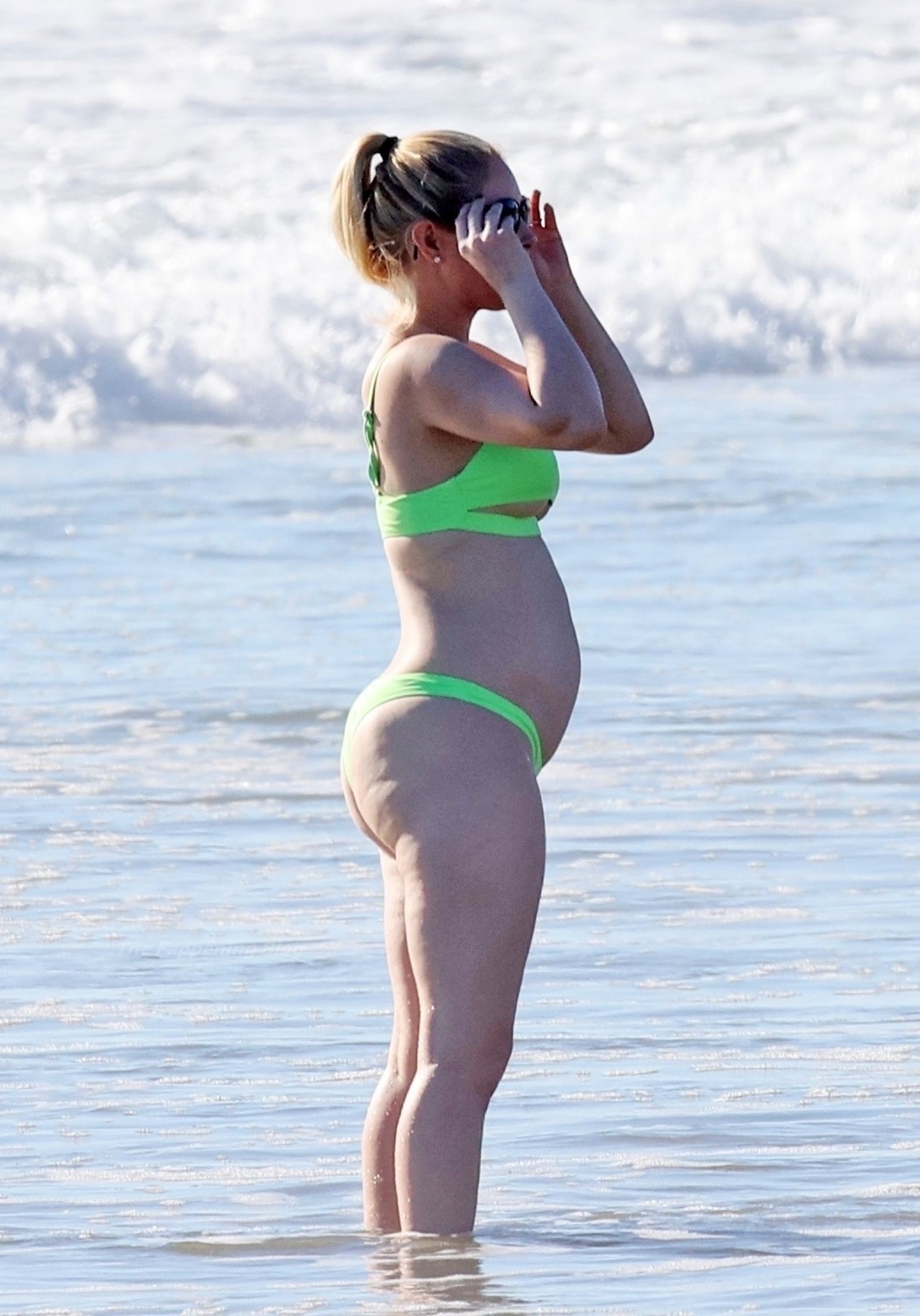 Heidi Pratt Sparks Pregnancy Rumors as She Frolics on the Beach in Carpinteria (44
Photos)