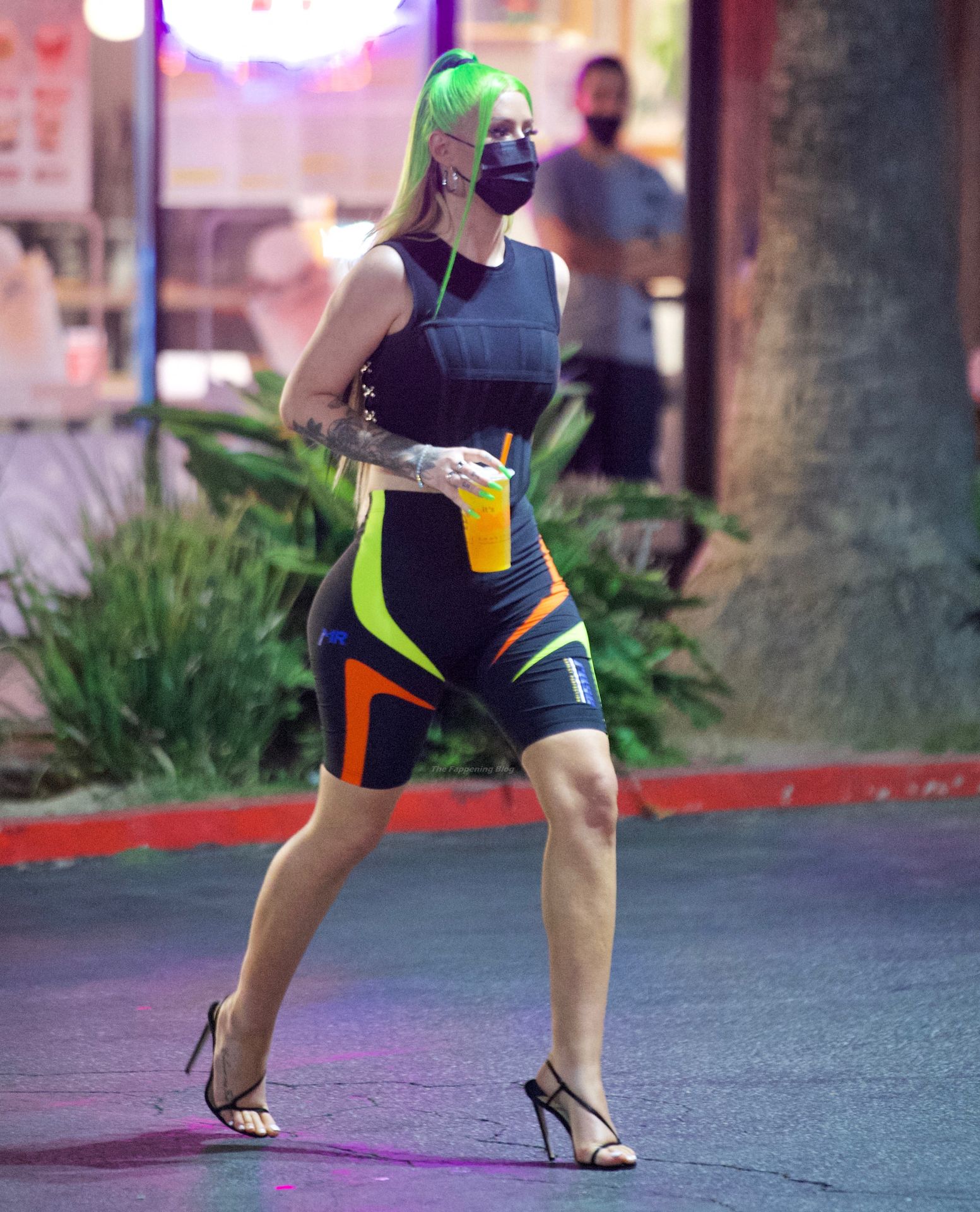 Curvy Iggy Azalea is Spotted Making a Late Night Stop in Hollywood (19 Photos)