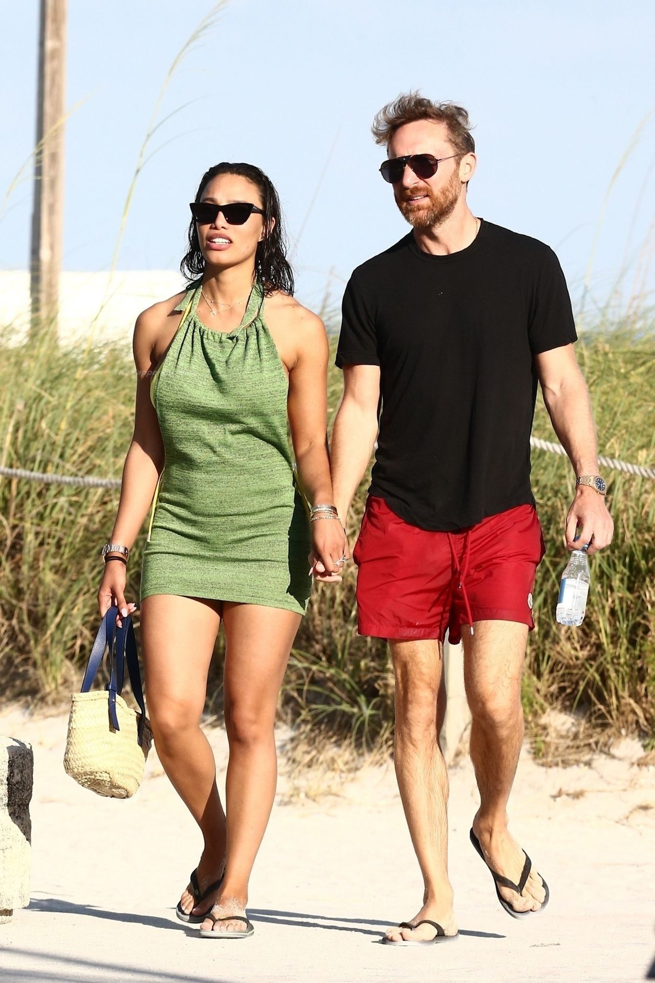 David Guetta  Jessica Ledon Enjoy a Romantic Afternoon on Miami Beach (28 Photos)