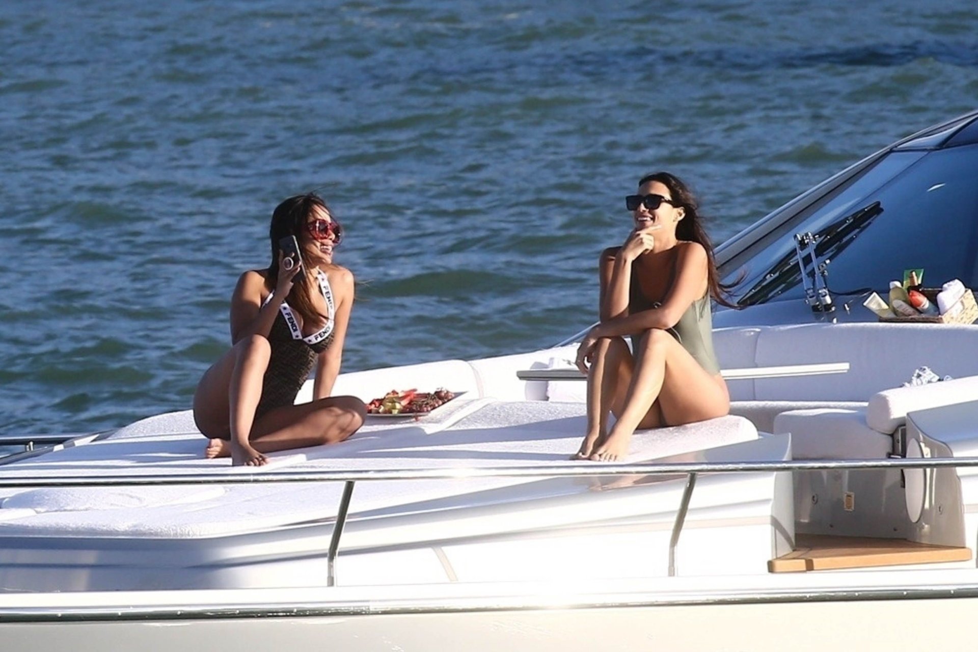 Isabela Rangel & Anitta Sexy (53 Photos)