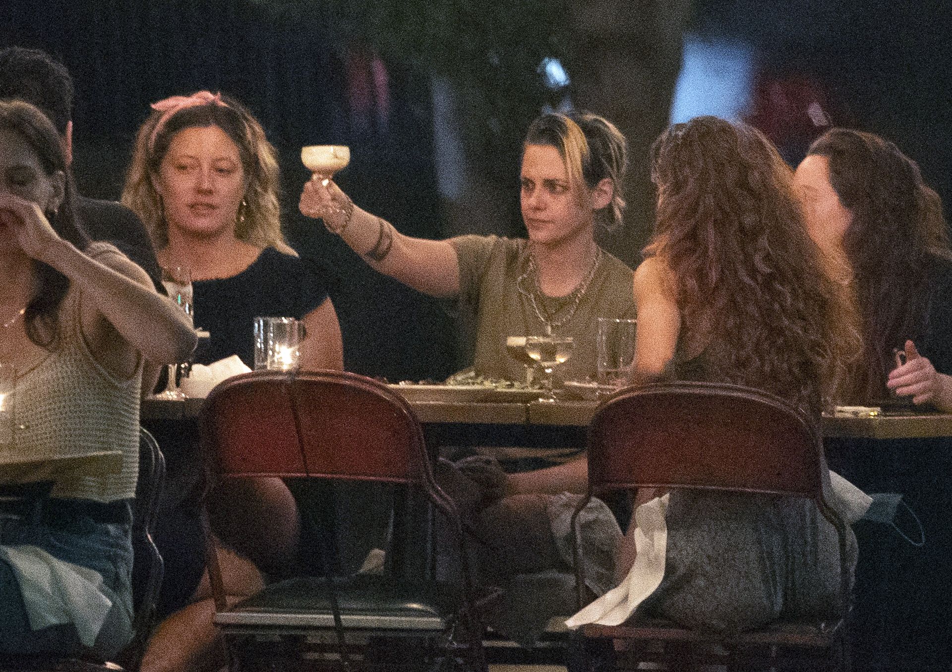 Kristen Stewart & Dylan Meyer Enjoy a Night Out With Friends in LA (50 Photos)