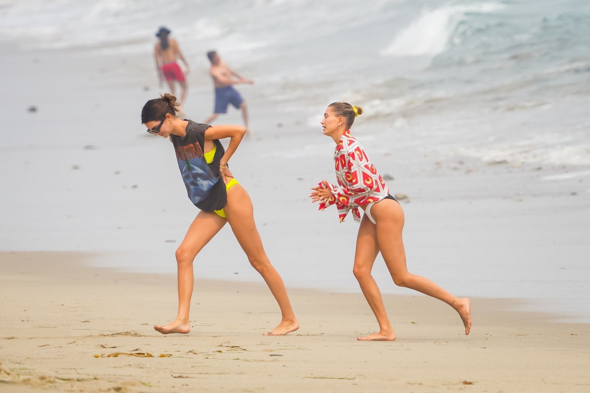 Kendall Jenner & Hailey Baldwin Enjoy a Girls Day in Malibu (93 Photos)
