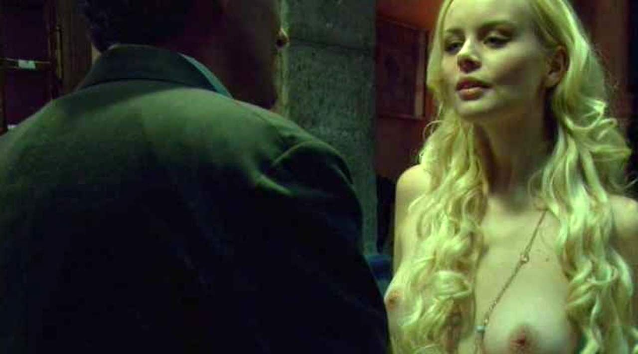 Helena Mattsson Nude - Species: The Awakening (11 Pics + GIFs & Video)