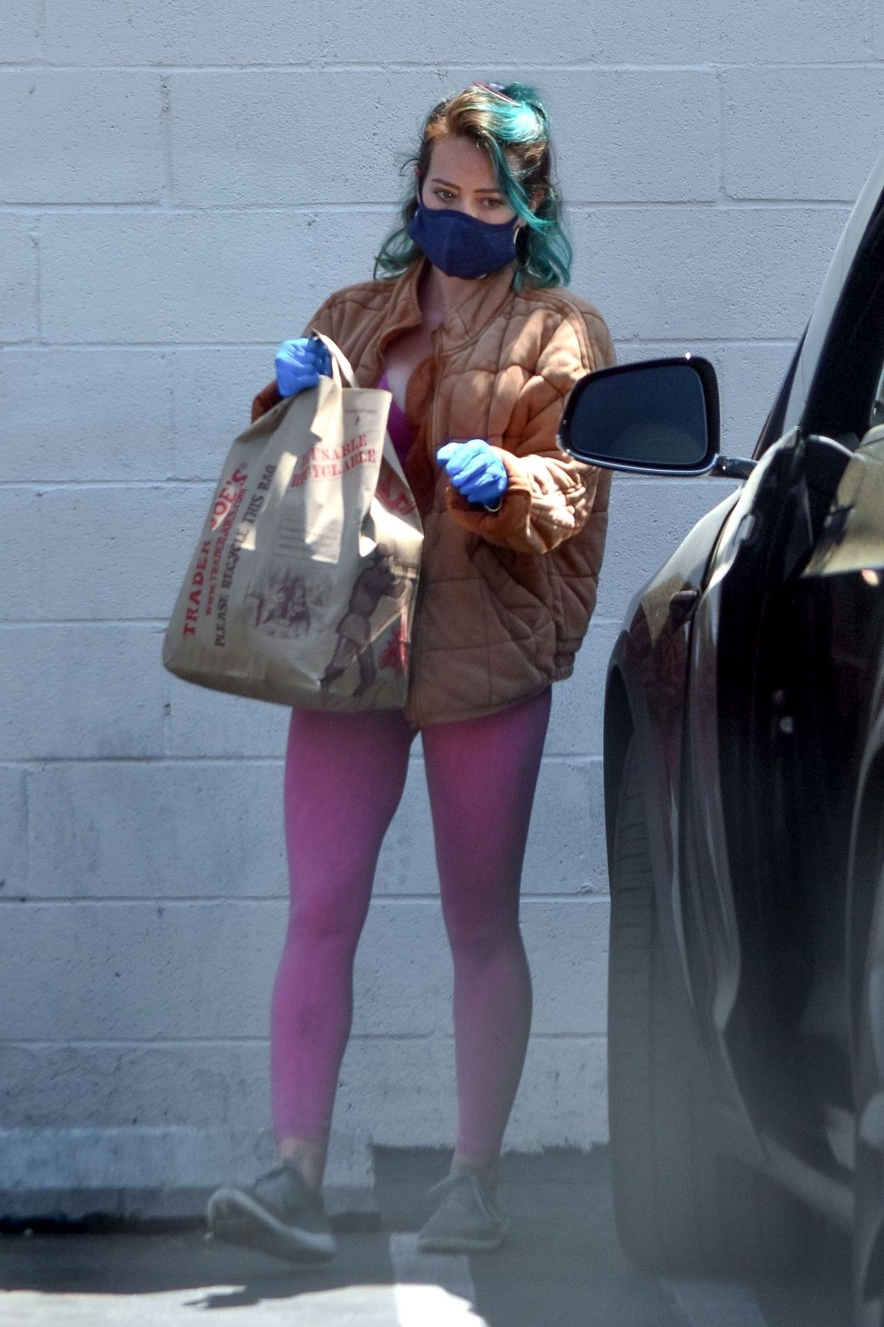 Hilary Duff is Rocking Her Blue Quarantine Hair Dye (24 Photos)