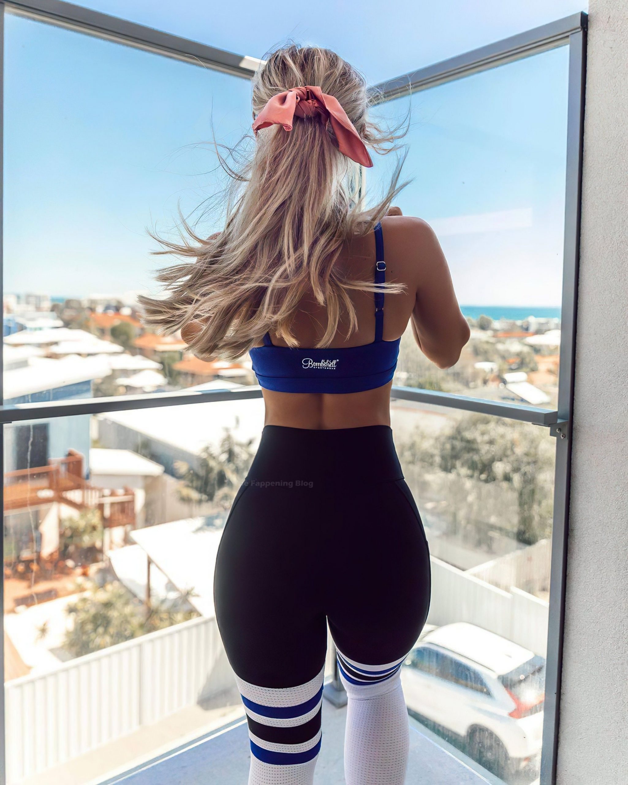 Hilde Osland Shows Off Her Booty in Leggings (6 Photos)