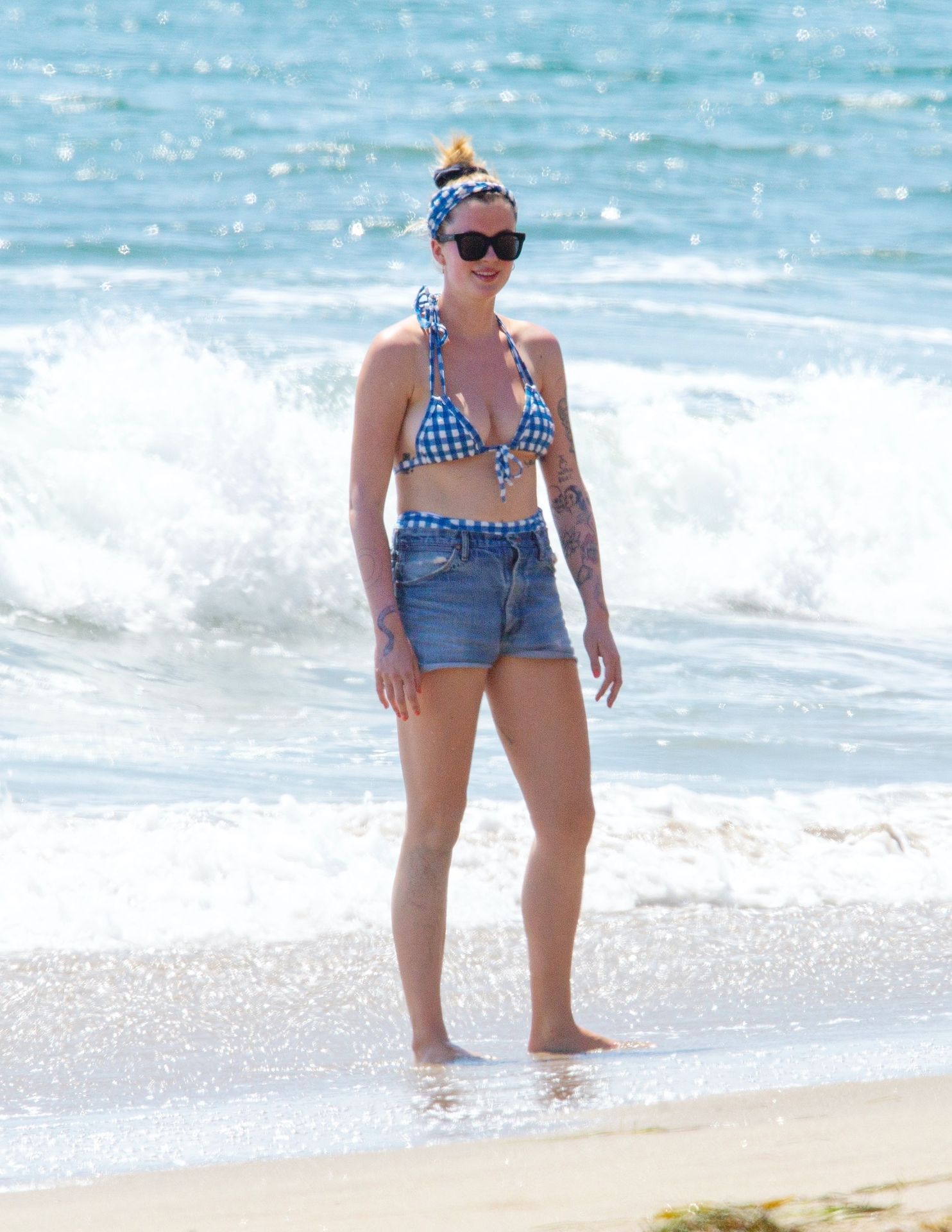 Ireland Baldwin & Boyfriend Corey Harper Go on a Beach Date in Malibu (88 Photos)