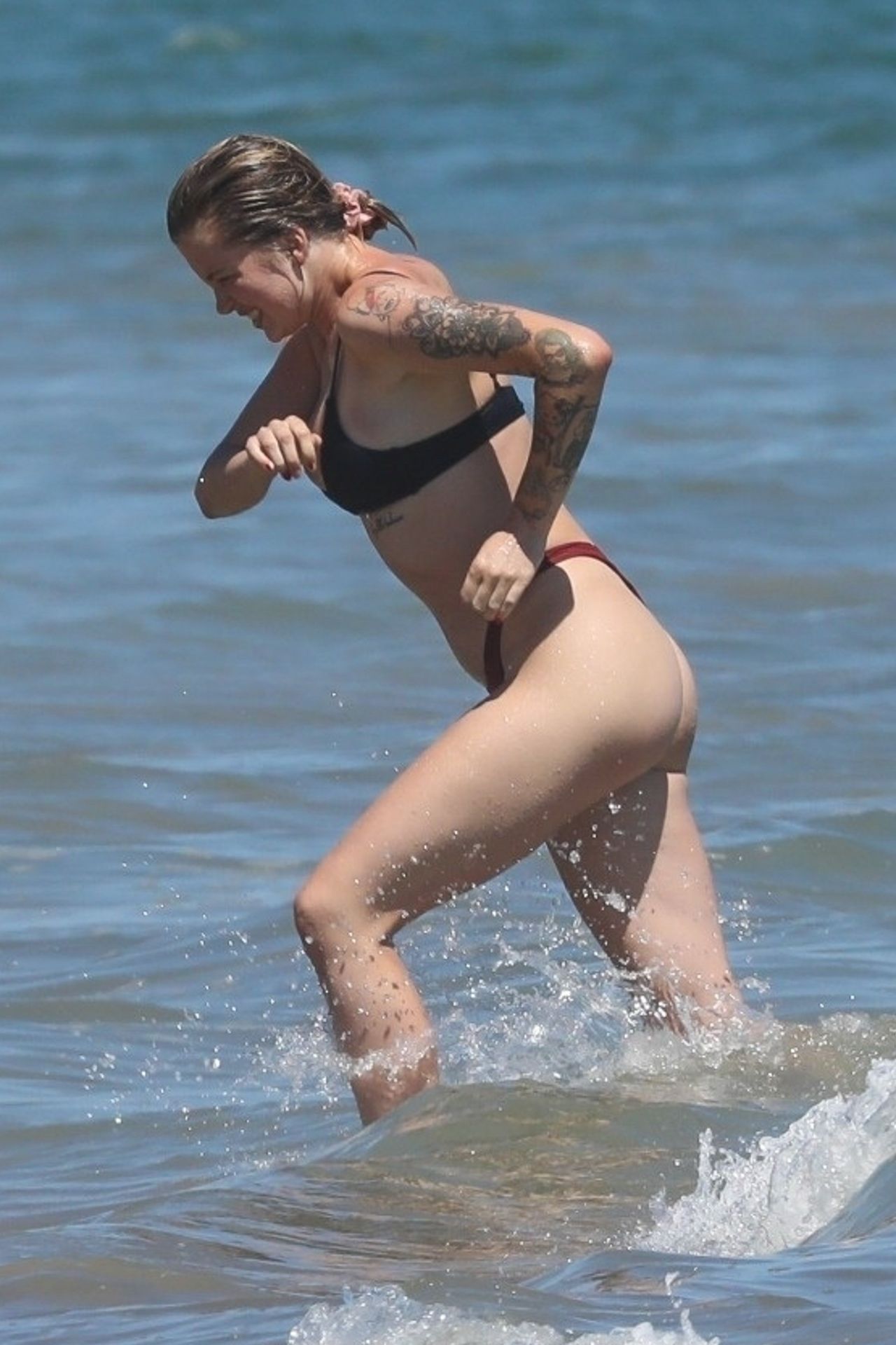Ireland Baldwin and Friends Have a Chicken Fight in the Water (172 Photos)