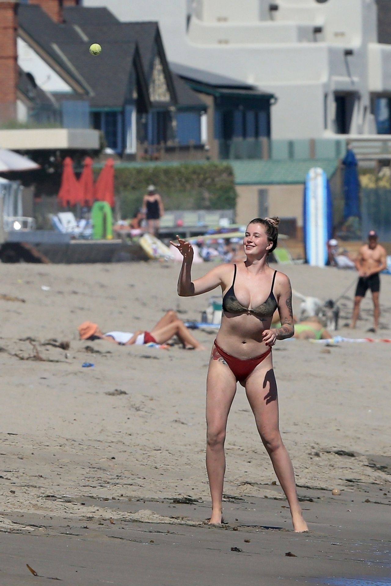 Ireland Baldwin and Friends Have a Chicken Fight in the Water (172 Photos)